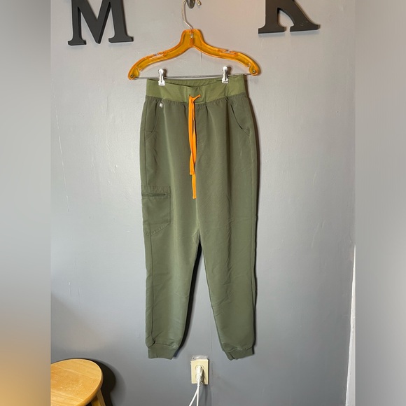 Figs Pants - Figs Zamora jogger scrub pants size Small Tall